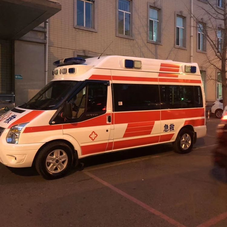 托克托夜间租赁救护车护送病人转院：安全转运的 8 大核心注意事项